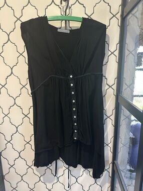 Anthropologie Black Sleeveless Button Front Hi-Low Tunic Top